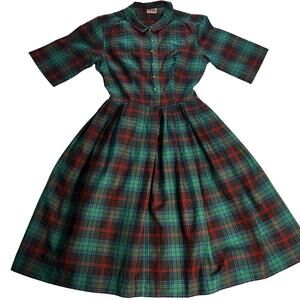 R.A.R. Fashion Plaid green red 1960’s shirt dress Peter Pan Collar